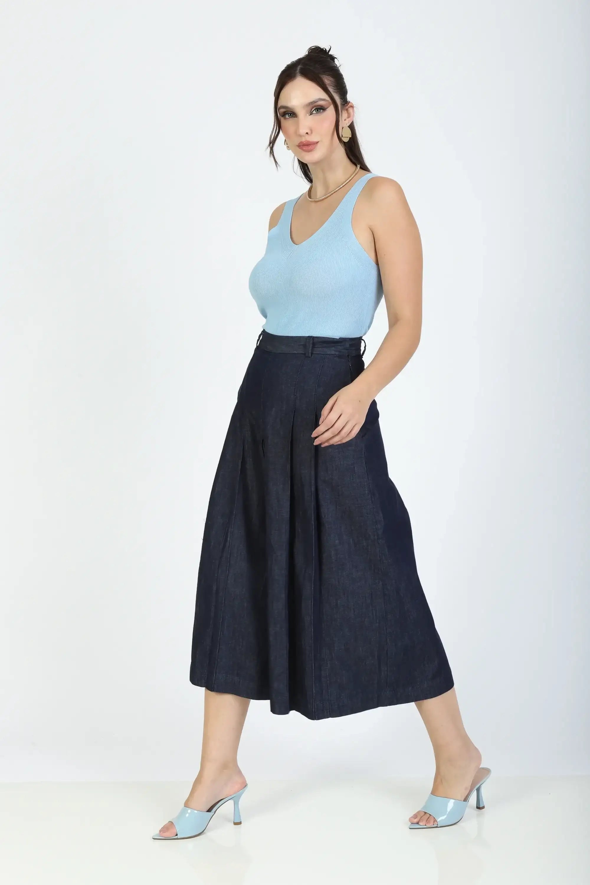 Calça Saia Jeans com Pregas