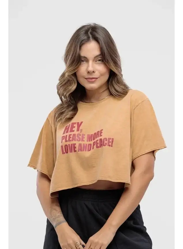 Camiseta Estonada Cropped Hey Please More