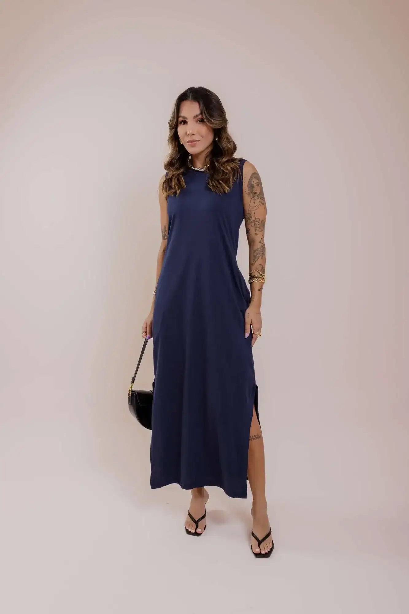 Vestido Longo cavado C/bolso