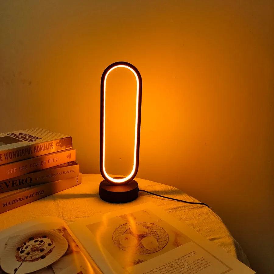 Luminária de Mesa LED com Ajuste de Três Cores Olliver™